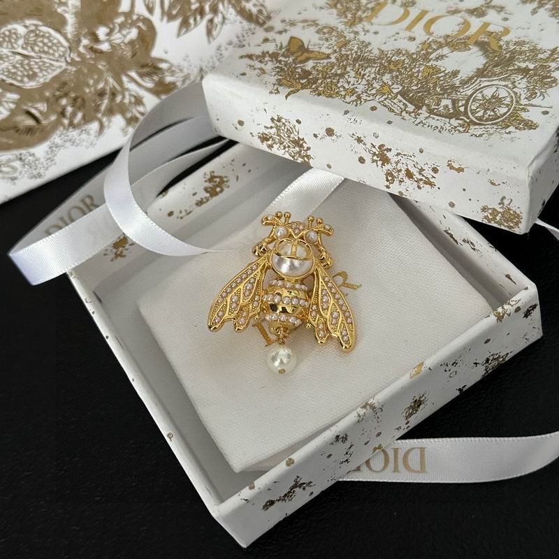 Dior Brooch 01lyr02